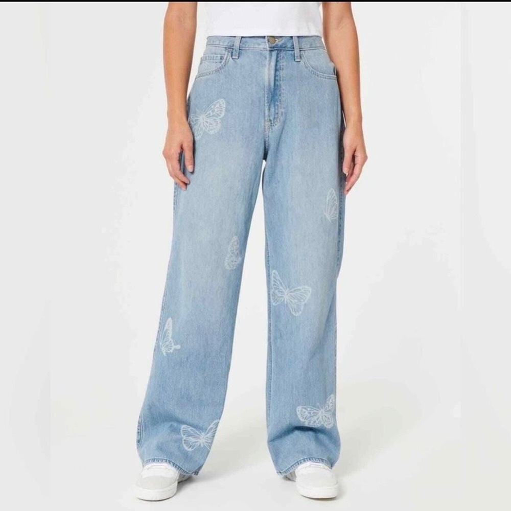 Hollister Ultra High-Rise Dad Jeans Light Wash Butterfly Print 0R Y2K - Picture 2 of 9